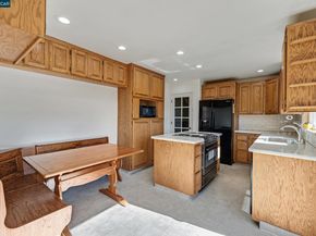 2543 Francis Dr, Pinole CA 94564