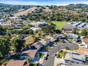 2543 Francis Dr, Pinole CA 94564