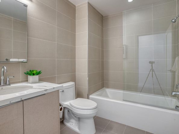 3535 Wawona St 431, San Francisco CA 94116