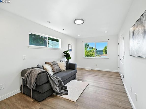 3419 Del Valle Cir, San Leandro CA 94578