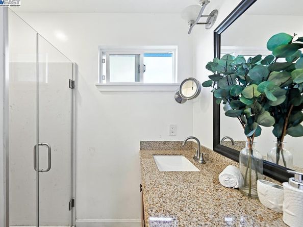 3419 Del Valle Cir, San Leandro CA 94578
