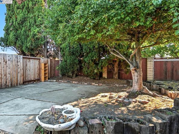 3419 Del Valle Cir, San Leandro CA 94578