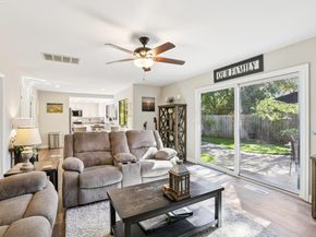 300 Lodgepole Ct, Martinez CA 94553