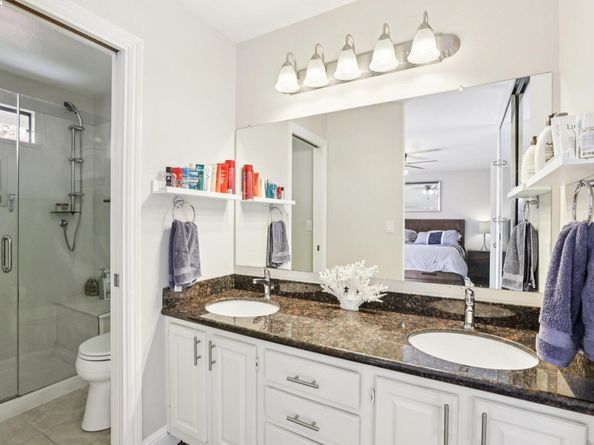 300 Lodgepole Ct, Martinez CA 94553