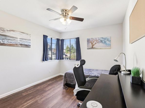 300 Lodgepole Ct, Martinez CA 94553