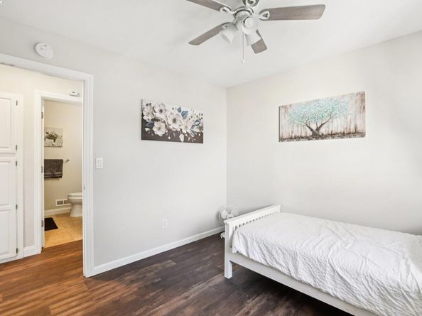 300 Lodgepole Ct, Martinez CA 94553