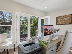 300 Lodgepole Ct, Martinez CA 94553