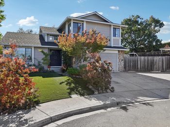 300 Lodgepole Ct