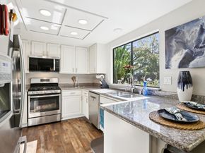 300 Lodgepole Ct, Martinez CA 94553