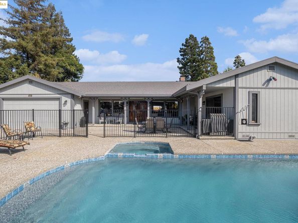 3622 Delancey Ln, Concord CA 94519