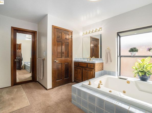 3622 Delancey Ln, Concord CA 94519