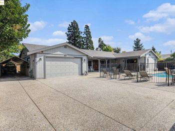 3622 Delancey Ln