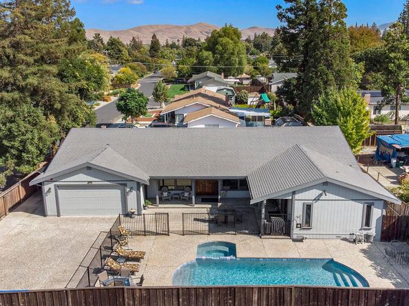 3622 Delancey Ln, Concord CA 94519