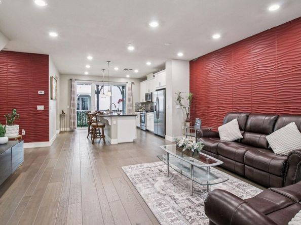 3130 Aran Way, Dublin CA 94568