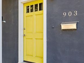 905 61St St, Oakland CA 94608