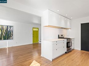 905 61St St, Oakland CA 94608