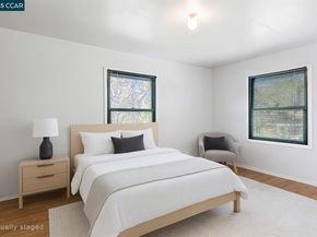 905 61St St, Oakland CA 94608