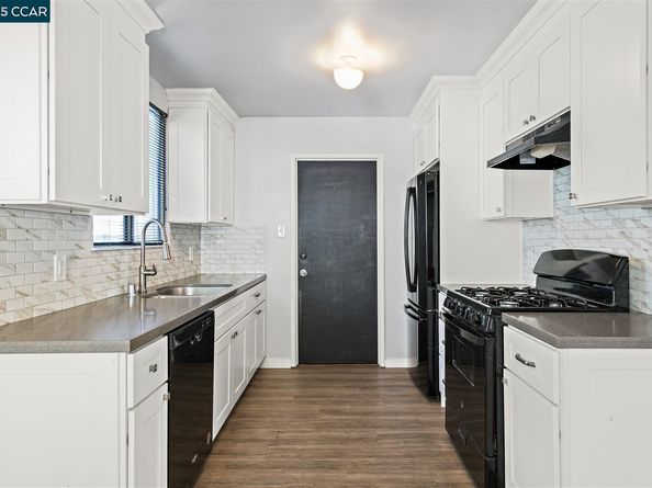 905 61St St, Oakland CA 94608
