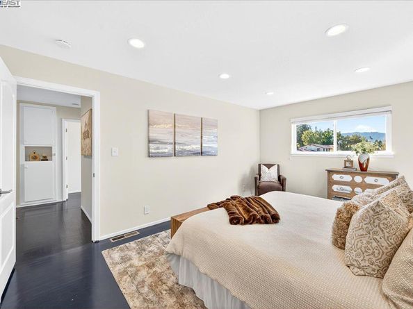 5254 Ridgevale Way, Pleasanton CA 94566