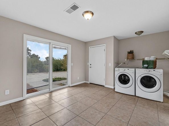1806 Bluebell Dr, Livermore CA 94551