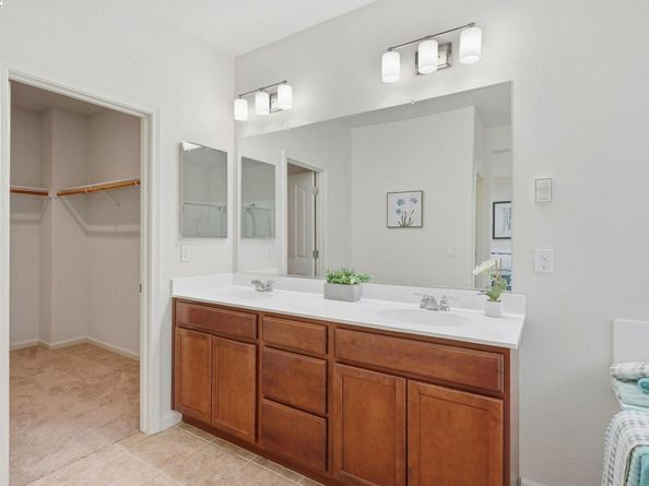 7092 N Mariposa Ct, Dublin CA 94568