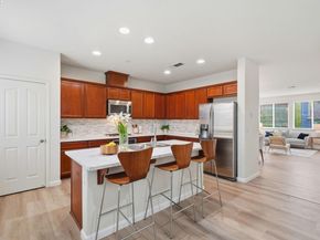 7092 N Mariposa Ct, Dublin CA 94568