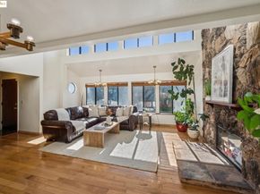 9090 Castlewood St, Oakland CA 94605