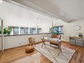 9090 Castlewood St, Oakland CA 94605