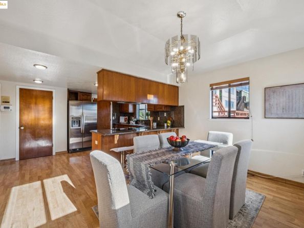 9090 Castlewood St, Oakland CA 94605