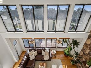 9090 Castlewood St, Oakland CA 94605