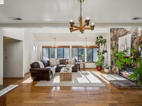 9090 Castlewood St, Oakland CA 94605