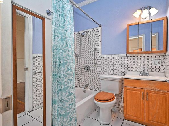 672 33Rd St, Oakland CA 94609