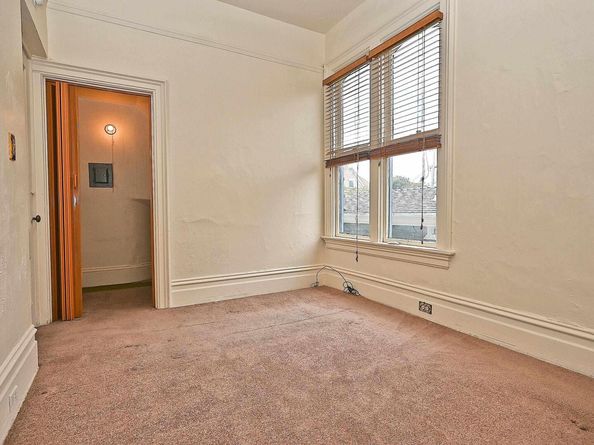 672 33Rd St, Oakland CA 94609