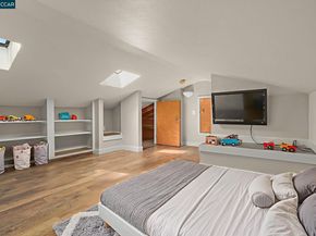2411 Pinon Ct, Martinez CA 94553