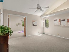 2411 Pinon Ct, Martinez CA 94553