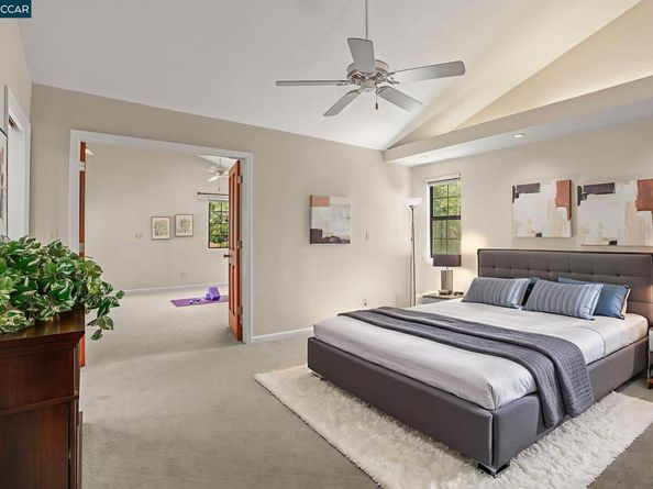 2411 Pinon Ct, Martinez CA 94553