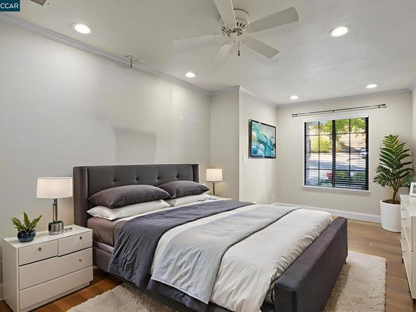 2411 Pinon Ct, Martinez CA 94553