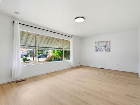 372 S 39Th St, Richmond CA 94804