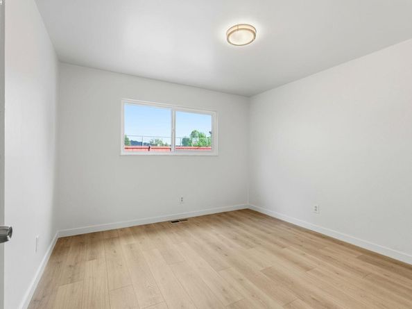 372 S 39Th St, Richmond CA 94804