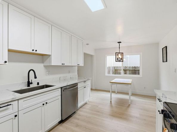 372 S 39Th St, Richmond CA 94804