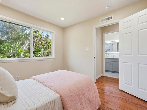 42293 Camino Santa Barbara, Fremont CA 94539