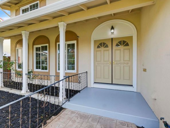 42293 Camino Santa Barbara, Fremont CA 94539