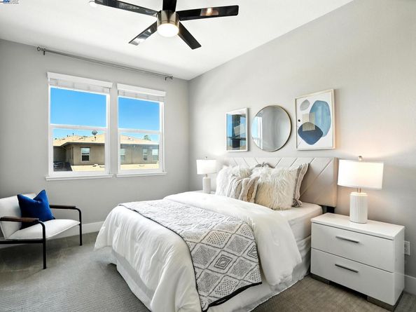 477 Mitchell Ave, Alameda CA 94501