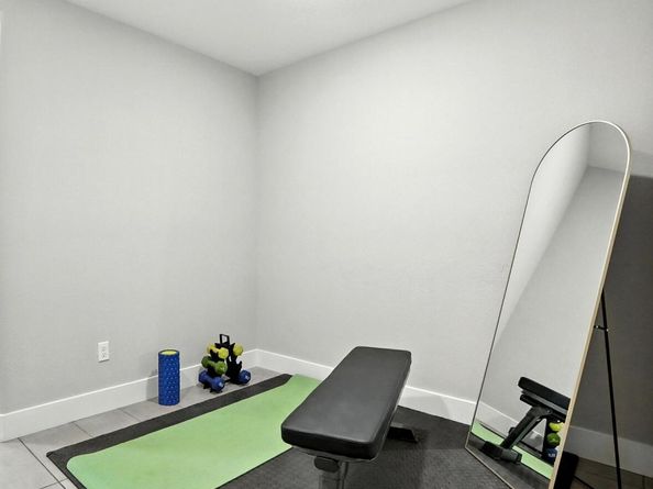 477 Mitchell Ave, Alameda CA 94501