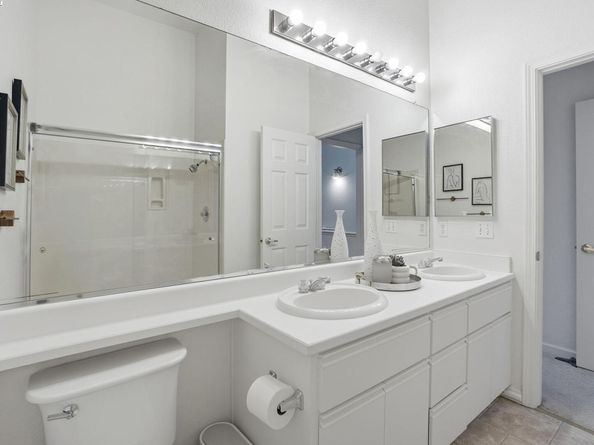 2586 Oak Road 229, Walnut Creek CA 94597