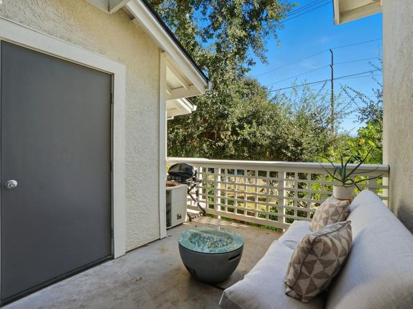 2586 Oak Road 229, Walnut Creek CA 94597