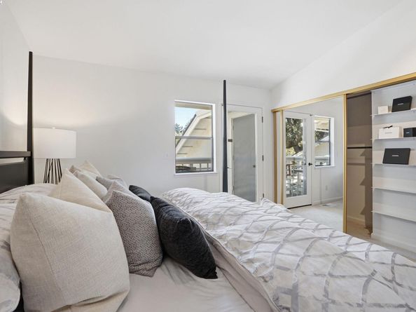 2586 Oak Road 229, Walnut Creek CA 94597