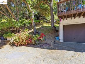 7400 Mountain Blvd 11, Oakland CA 94605