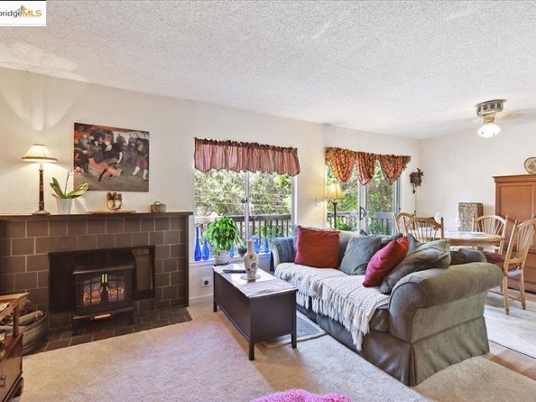 7400 Mountain Blvd 11, Oakland CA 94605