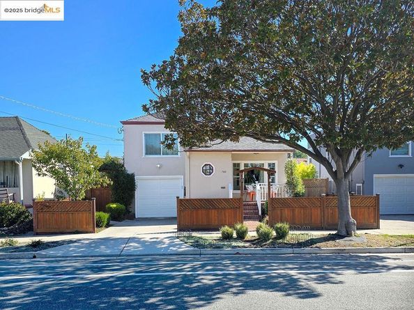 760 37Th St, Richmond CA 94805